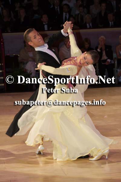 Sacha and Natascha Karabey
