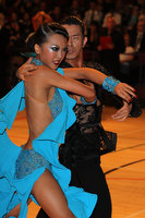 Wen Li & Huan Huang at 