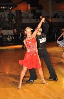 Andriy Voloshko & Aliona Khomyakova at 