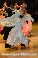 Stuart Earnshaw & Melanie Earnshaw at 