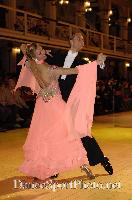 Duncan Trever & Hannah-louise Annetts at 
