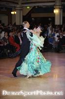 Richard Perry & Natalie Perry at 
