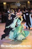 Richard Perry & Natalie Perry at 