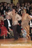 Tomasz Lewandowski & Isabella Olszewska at 