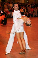 Siscu Perez & Ola Karieva at 