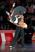 Maxim Kozhevnikov & Yulia Zagoruychenko at World Masters 2005