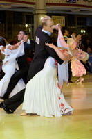 Photo of Steven Woodward & Amanda Exton